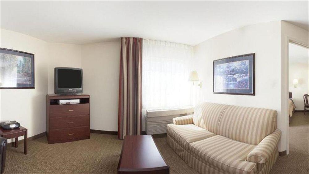 Sonesta Simply Suites St Louis Earth City Kültér fotó