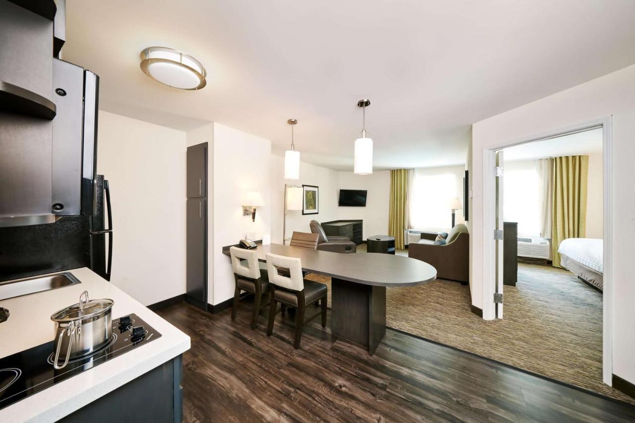 Sonesta Simply Suites St Louis Earth City Kültér fotó