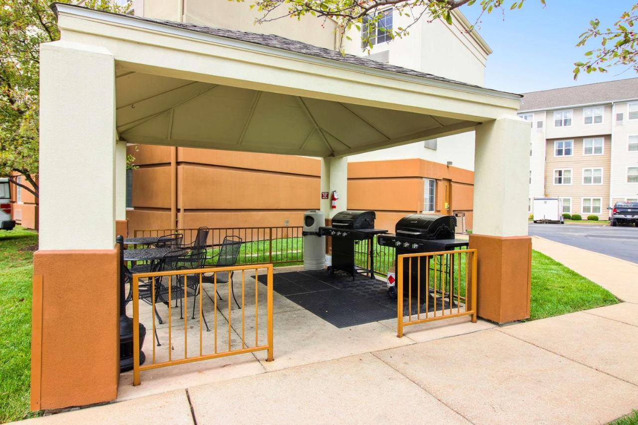 Sonesta Simply Suites St Louis Earth City Kültér fotó