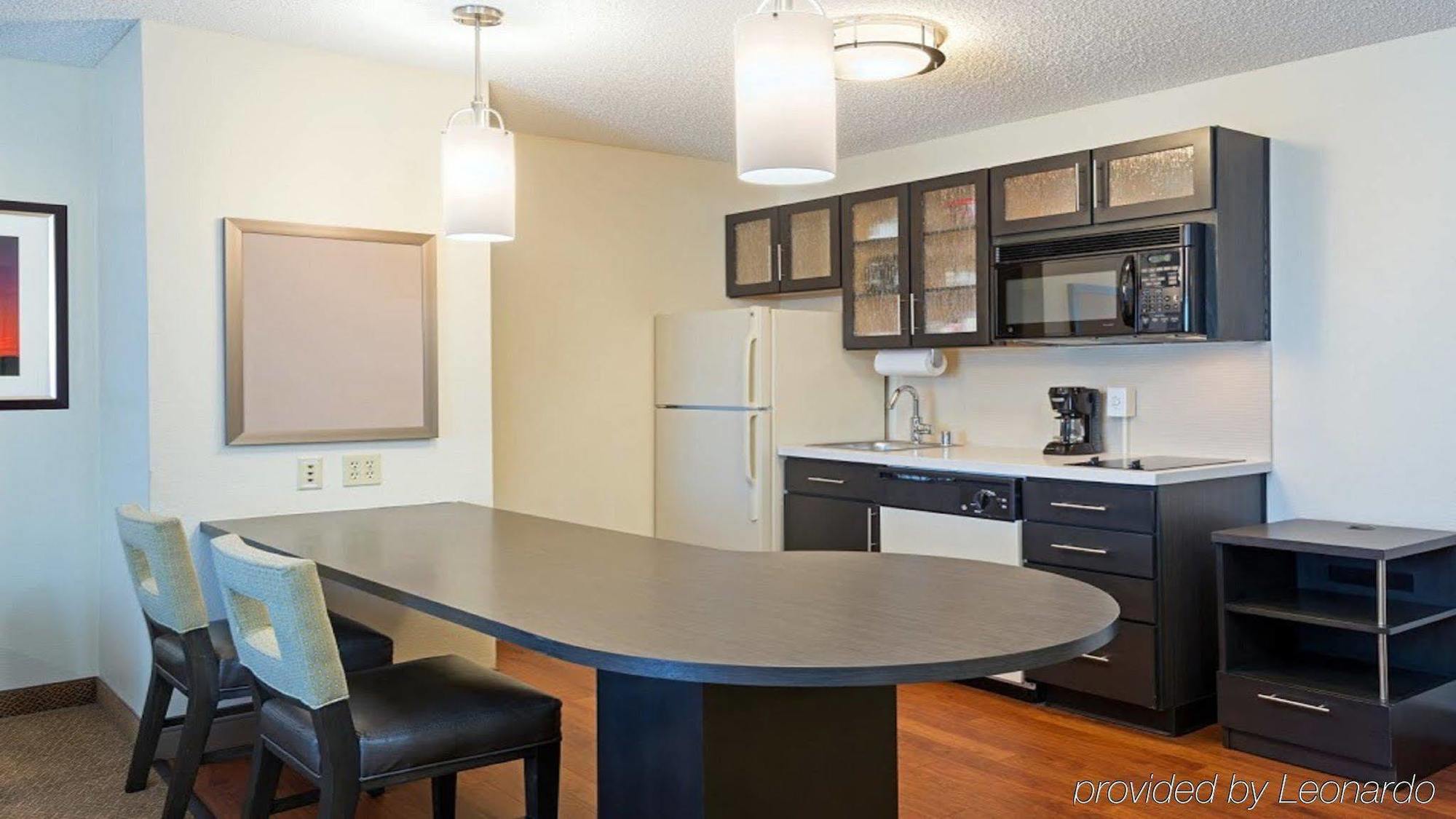Sonesta Simply Suites St Louis Earth City Kültér fotó