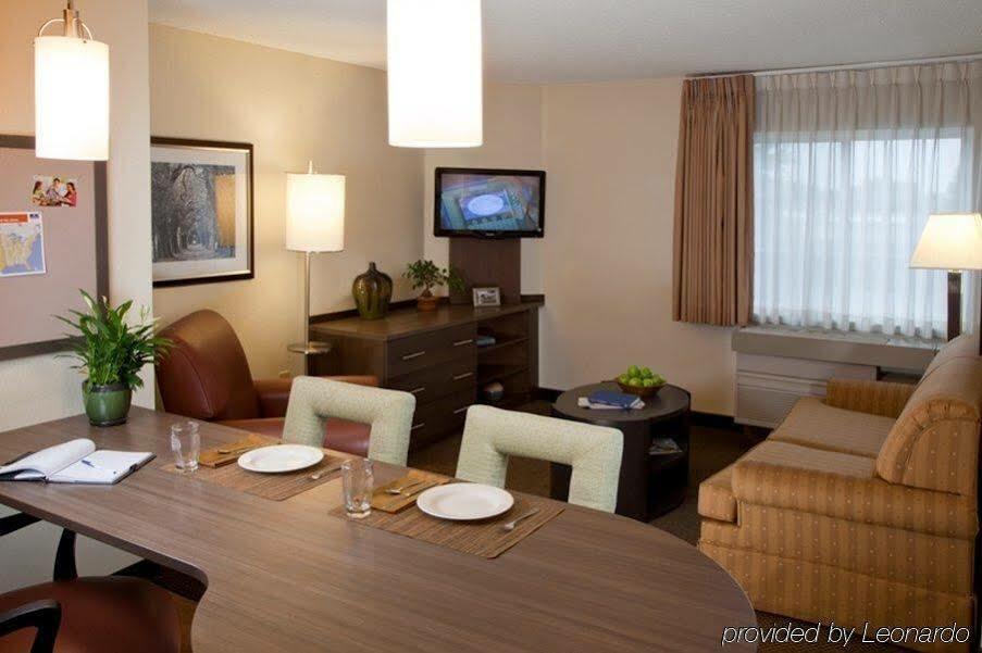 Sonesta Simply Suites St Louis Earth City Kültér fotó